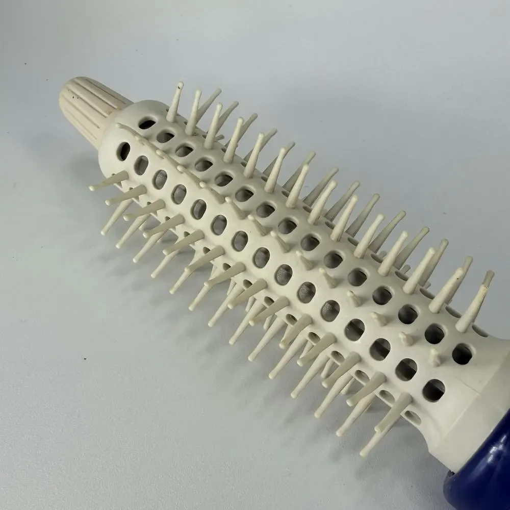 Helen of Troy Cream and Navy Hot Air Styling Brush